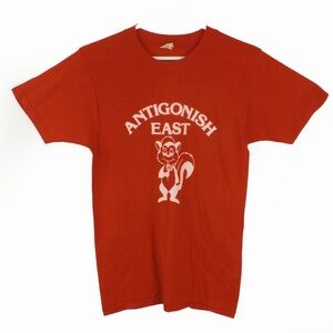 Vintage 70s 80s Antigonish Nova Scotia Canada Skunk Rose Red Short Sleeve Top